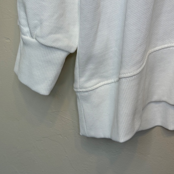 Zara NWT Smiley Graphic Lightweight Long Sleeve VSCO Crewneck Sweatshirt (RARE) - Picture 6 of 11